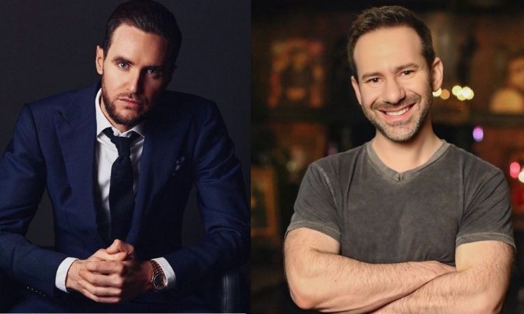 Dos hombres. Uno en traje elegante con expresión seria y otro en camiseta, sonriendo y con una actitud relajada.